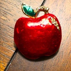 TEACHER GIFT! Red apple pin - vintage $$